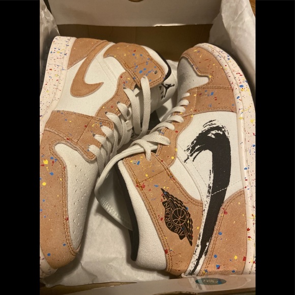 Air Jordan 1 kid brushstroke paint splatter.